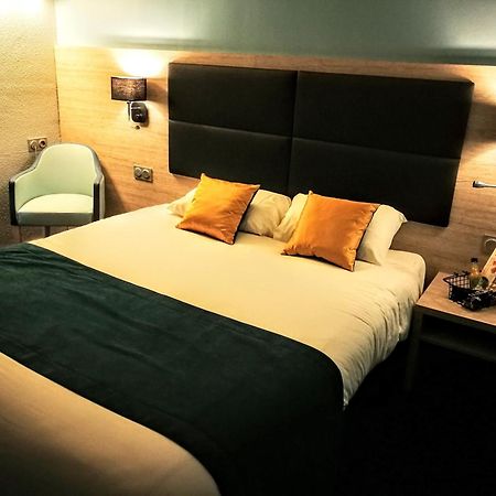 Brit Hotel Landivisiau Zewnętrze zdjęcie