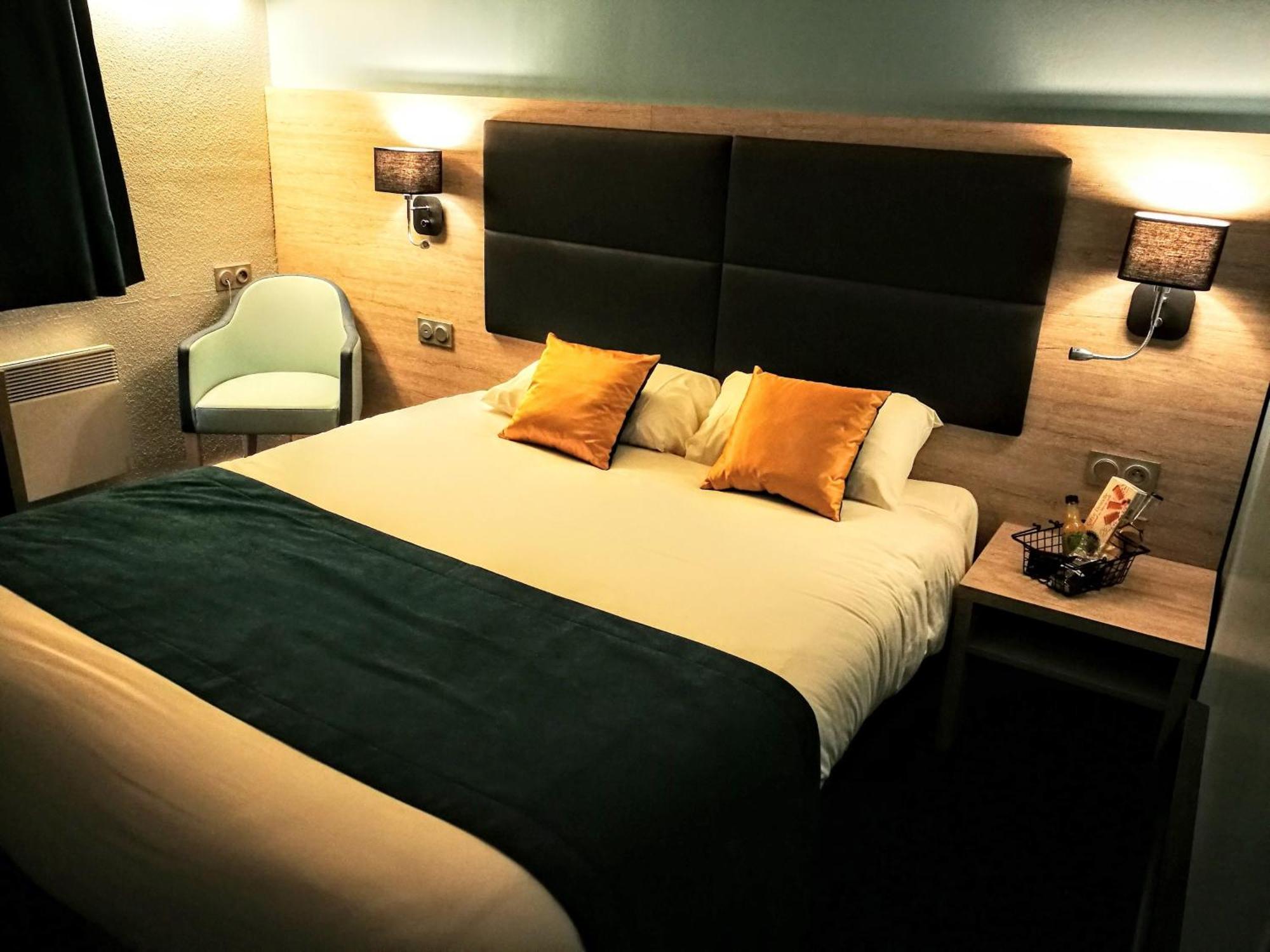 Brit Hotel Landivisiau Zewnętrze zdjęcie