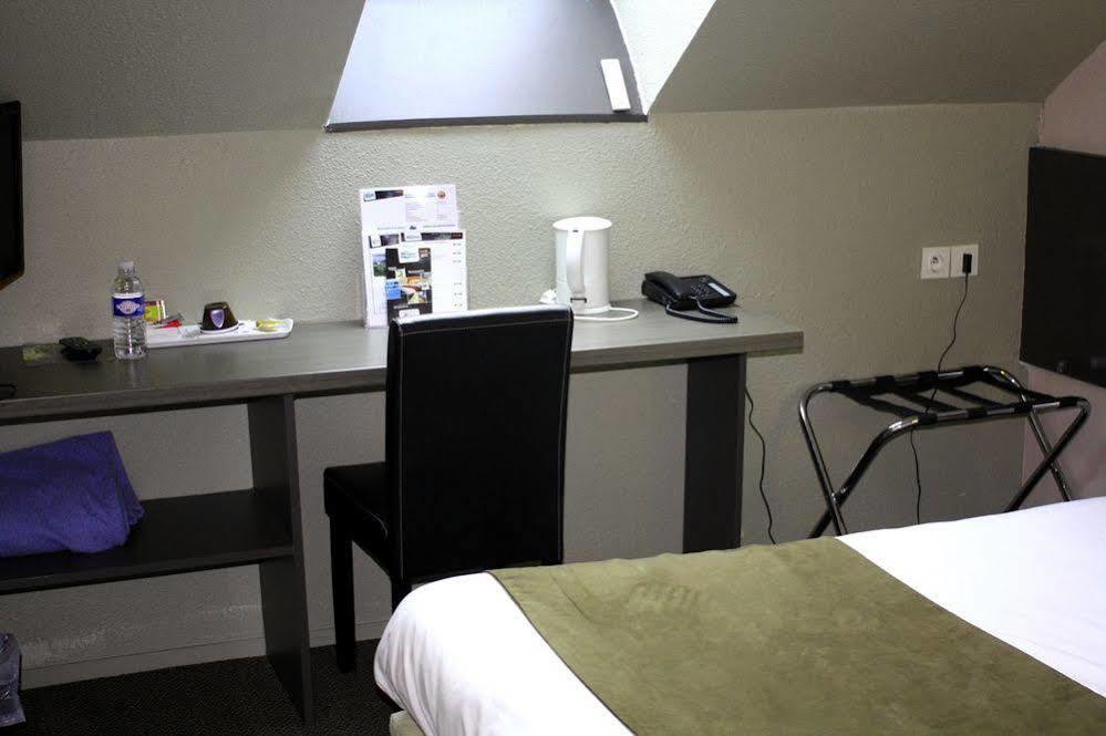 Brit Hotel Landivisiau Zewnętrze zdjęcie